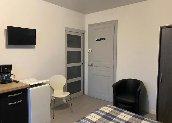 Charmant Studio Meuble 349