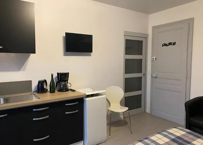 Charmant Studio Meuble 349